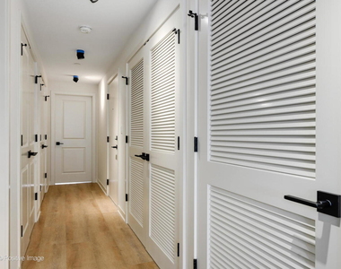 6033 W North Avenue - Photo Thumbnail 12