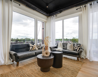 2725 Thatcher Avenue - Photo Thumbnail 1