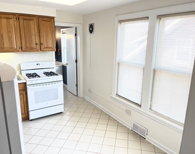 1310 Wilmette Avenue - Photo Thumbnail 21