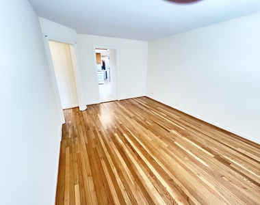 1310 Wilmette Avenue - Photo Thumbnail 13