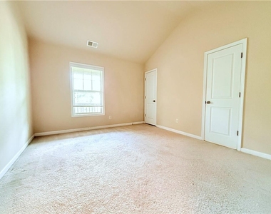 338 Privet Circle - Photo Thumbnail 7
