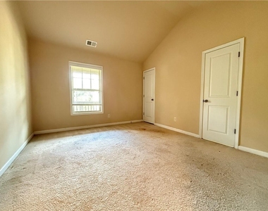 338 Privet Circle - Photo Thumbnail 10
