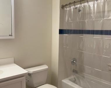 2135 Derby Court - Photo Thumbnail 7