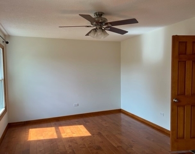 2135 Derby Court - Photo Thumbnail 8