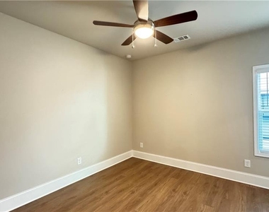 13040 Deerfield Parkway - Photo Thumbnail 19