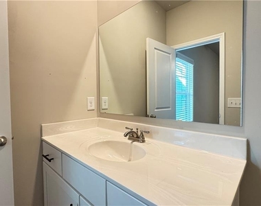 13040 Deerfield Parkway - Photo Thumbnail 22