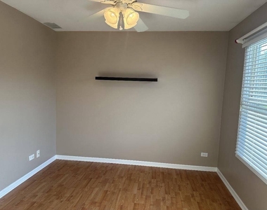 5490 Fox Path Lane - Photo Thumbnail 5