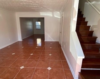 5032 Top Cat Court - Photo Thumbnail 1