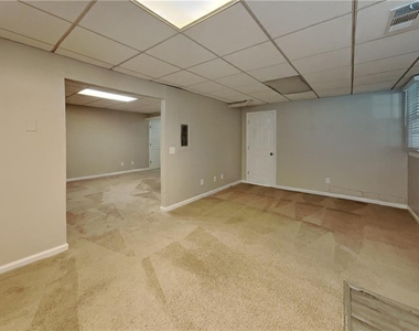 1285 Grayland Hills Drive - Photo Thumbnail 15