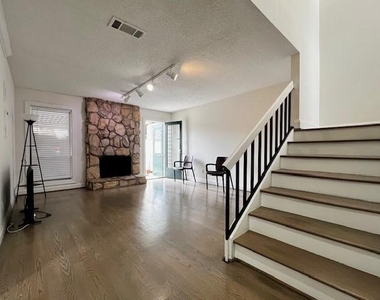 698 Serramonte Drive - Photo Thumbnail 2