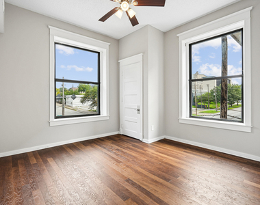 307 W 6th Street - Photo Thumbnail 13