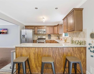 3211 Flamingo Drive - Photo Thumbnail 10