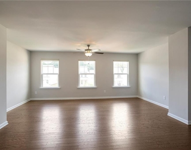 5729 Wheeler Ridge Road - Photo Thumbnail 12