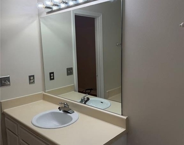 1819 Crescent Hill Drive Nw - Photo Thumbnail 20
