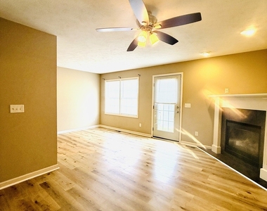 1112 Ekstam Drive - Photo Thumbnail 6