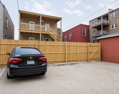 2648 W Lunt Avenue - Photo Thumbnail 21