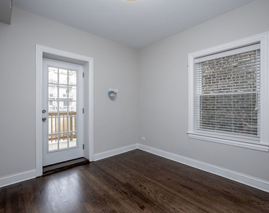 2648 W Lunt Avenue - Photo Thumbnail 13