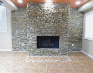 1930 Annwicks Drive - Photo Thumbnail 23