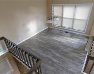 1930 Annwicks Drive - Photo Thumbnail 12