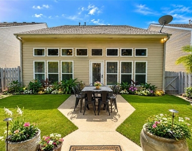 2023 Executive Drive - Photo Thumbnail 6