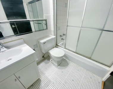 516 W Melrose Street - Photo Thumbnail 6
