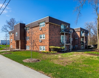 5740 East Avenue - Photo Thumbnail 22
