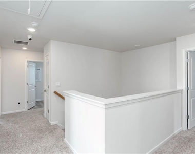 607 Runnel Drive - Photo Thumbnail 25