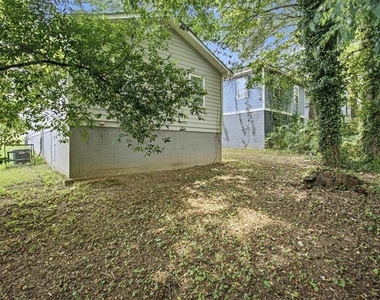 1173 Moton Avenue - Photo Thumbnail 22