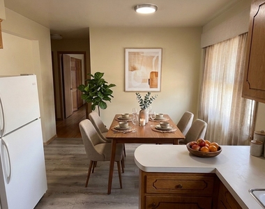 7400 N Harlem Avenue - Photo Thumbnail 2