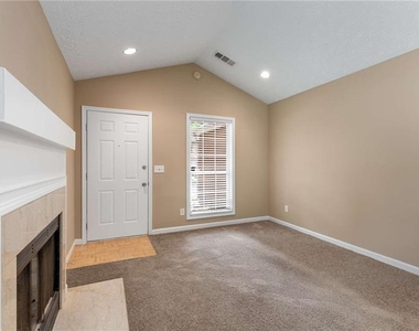 13387 Aventide Lane - Photo Thumbnail 5