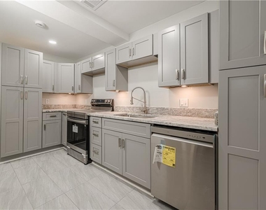 435 Little Pines Court - Photo Thumbnail 3