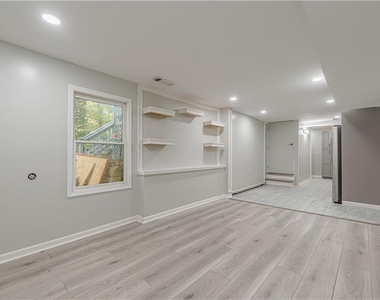 435 Little Pines Court - Photo Thumbnail 4