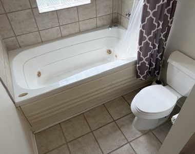 1518 N Sedgwick Street - Photo Thumbnail 16