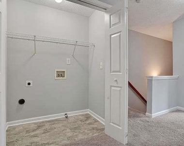 2764 Haligan - Photo Thumbnail 19