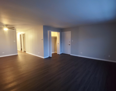 9109 Sahler Avenue - Photo Thumbnail 3