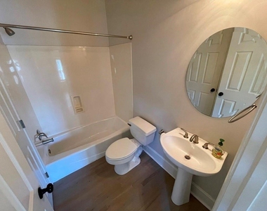 510 Stonebrook Farms Drive - Photo Thumbnail 16