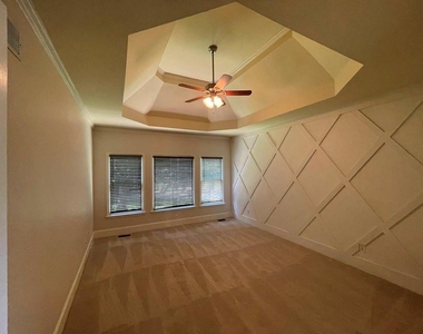 510 Stonebrook Farms Drive - Photo Thumbnail 17