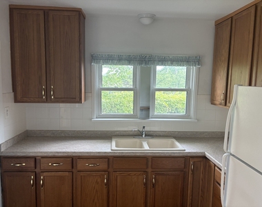 10 N Greenleaf Street - Photo Thumbnail 4