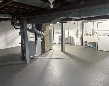 10 N Greenleaf Street - Photo Thumbnail 12