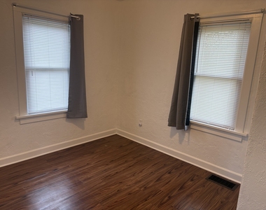10 N Greenleaf Street - Photo Thumbnail 11