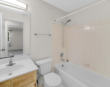 2403 Mallow Court - Photo Thumbnail 15