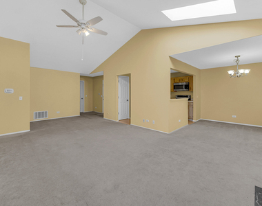 2403 Mallow Court - Photo Thumbnail 7