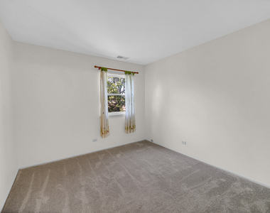 2403 Mallow Court - Photo Thumbnail 14