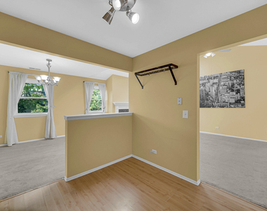 2403 Mallow Court - Photo Thumbnail 12
