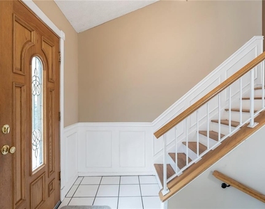 131 Arrowood Lane - Photo Thumbnail 11