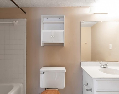 131 Arrowood Lane - Photo Thumbnail 33