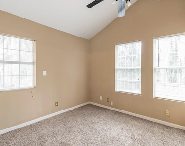 131 Arrowood Lane - Photo Thumbnail 16