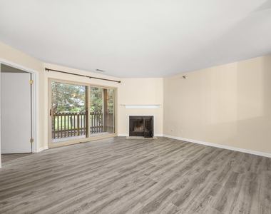 214 Glengarry Drive - Photo Thumbnail 7