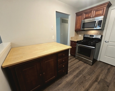 349 Newgate Court - Photo Thumbnail 11