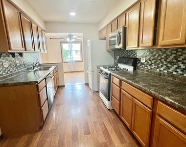 1420 Chippewa Trail - Photo Thumbnail 7